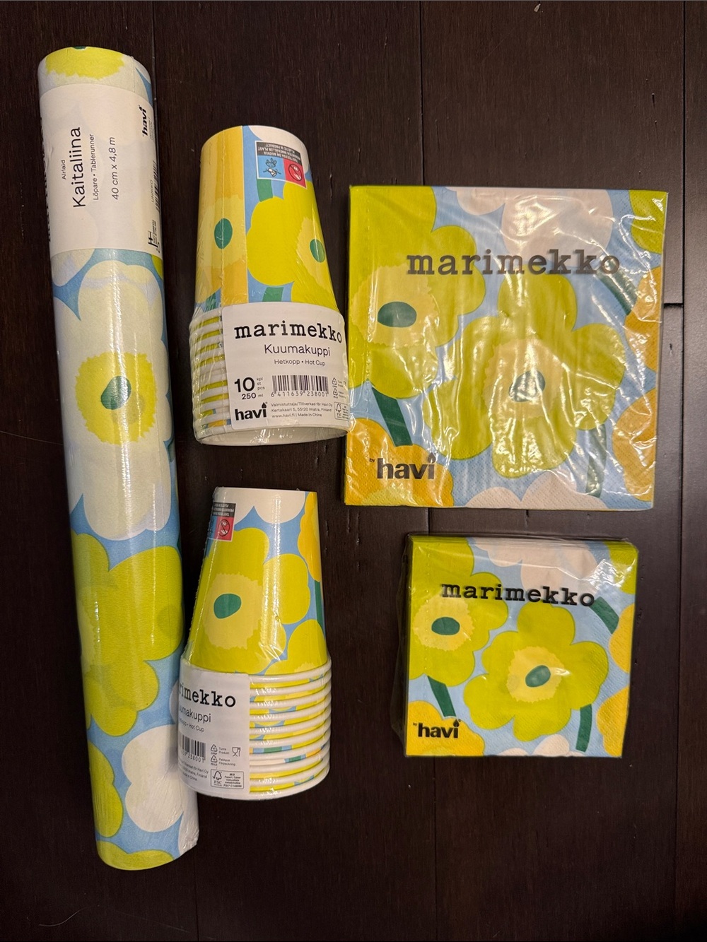 Marimekko Unikko Yellow & Blue Floral Disposable Party Set